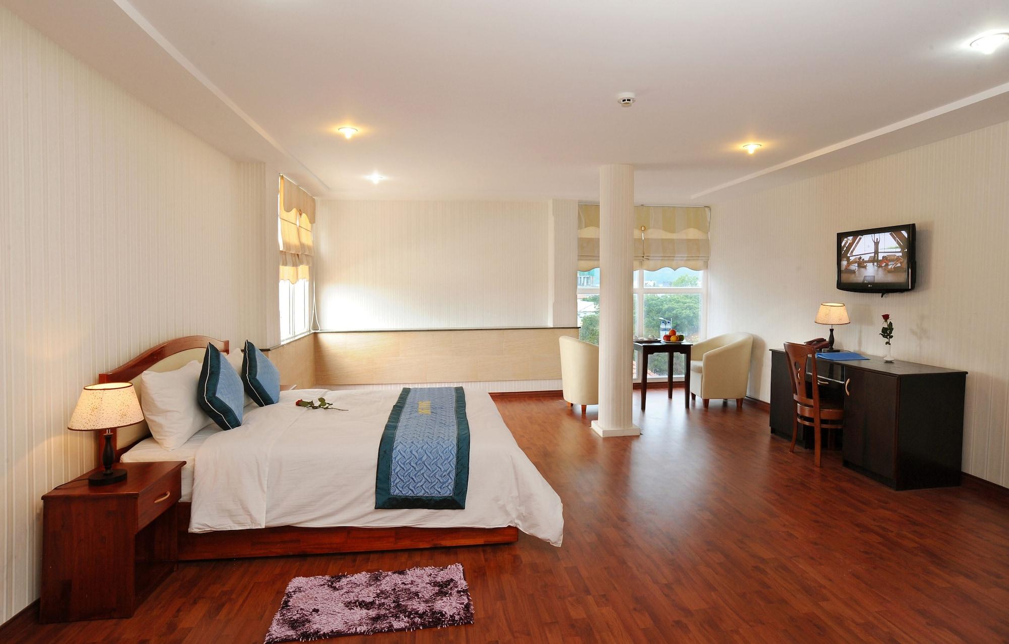 Song Thu Hotel Дананг Экстерьер фото