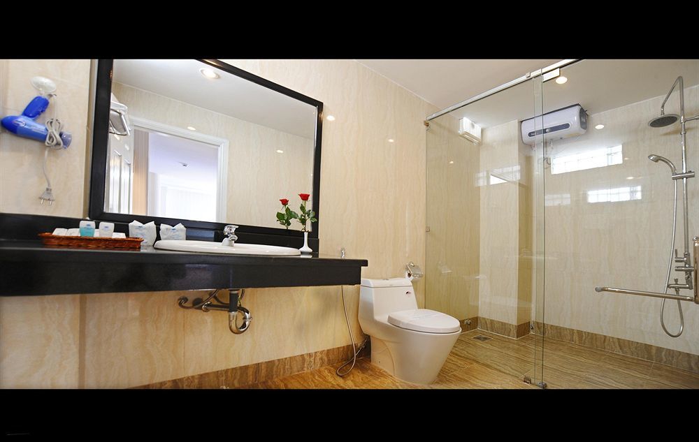 Song Thu Hotel Дананг Экстерьер фото